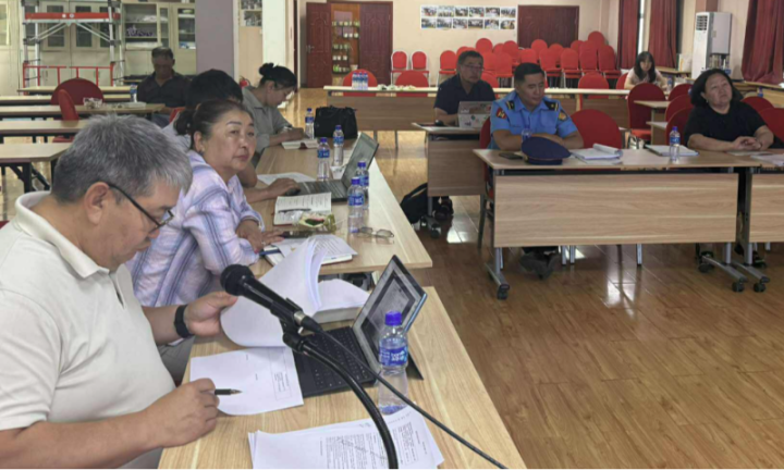 БАРИЛГЫН СТАНДАРТЧИЛЛЫН ТЕХНИКИЙН ХОРООНЫ ЭЭЛЖИТ ХУРЛААР ЗУРГААН СТАНДАРТЫН ТӨСЛИЙГ ХЭЛЭЛЦЭЖ ДЭМЖЛЭЭ